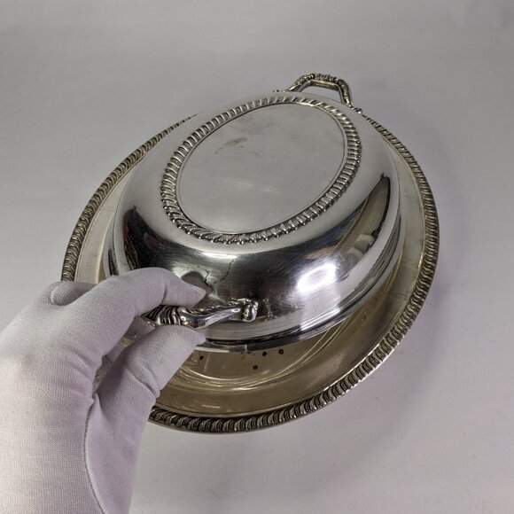 Vintage Oval Serving Dish with Lid, Silver Plated, Two Piece Vegetable Dish - Picture 8 of 14